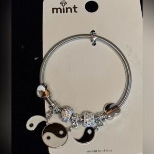 Mint Yin Yang Stretch Iridescent Charm Bracelet with Black and White Accents